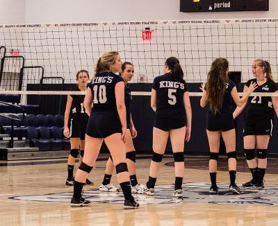 Volleyball Picks Up Win at Quad Match