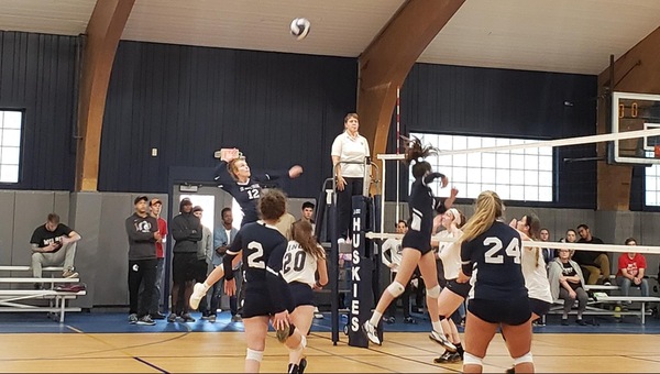 Women's Volleyball Makes TKC in NYC History with Win at Word of Life
